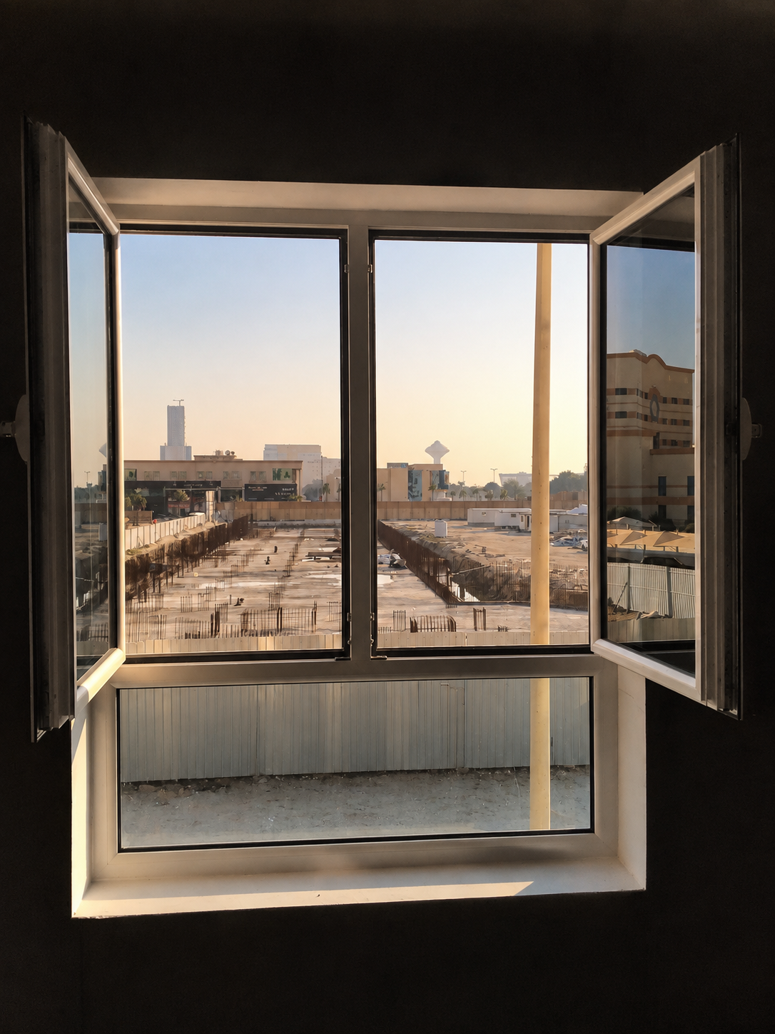  Hinged Aluminum Windows